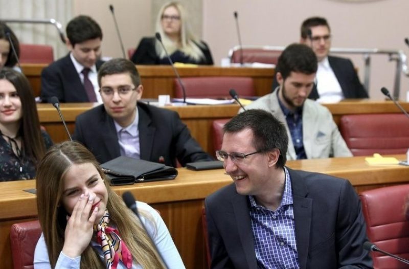 Zabok - zabok.org - ODLUKA JE PALA, MINISTRICA JAVNO REKLA: Evo kolika studentima može biti minimalna satnica